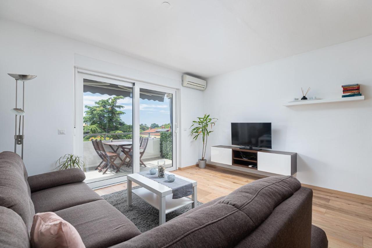 Massa Apartment 200 M To The See Porec Ngoại thất bức ảnh